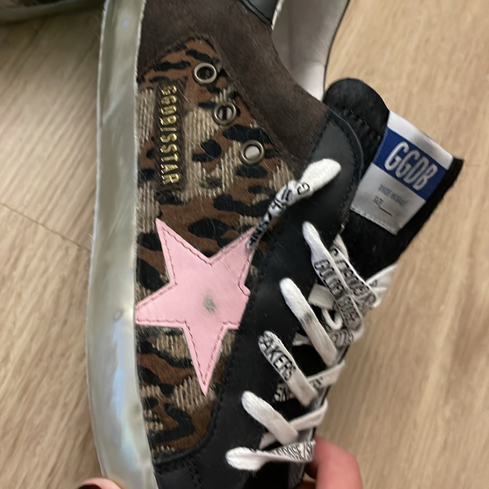 Authentic Golden Goose Superstar -Never Worn - Picture 3 of 9